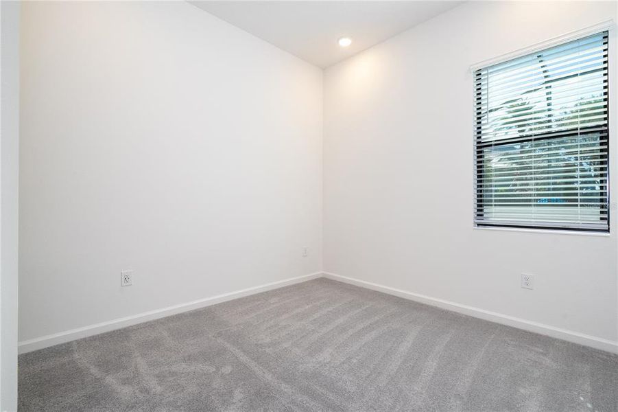 Spacious, unfurnished interior of a new home in Paradiso Grande, Orlando (Image 49).