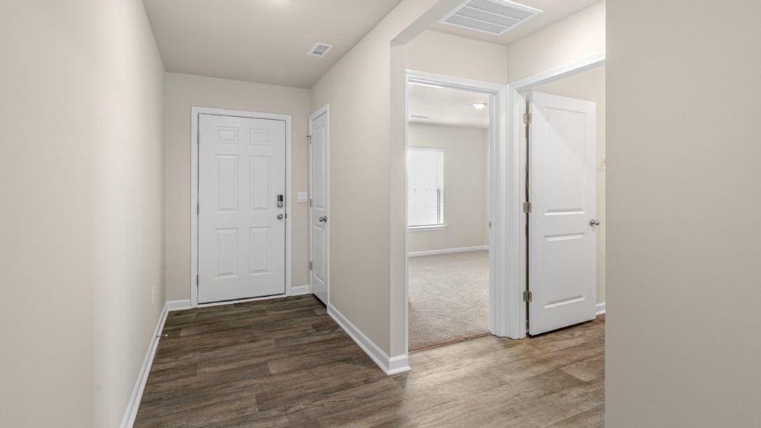 Representative unfurnished interior of a home built from the Cali by D.R. Horton in Barwell Park, Raleigh (Image 11).