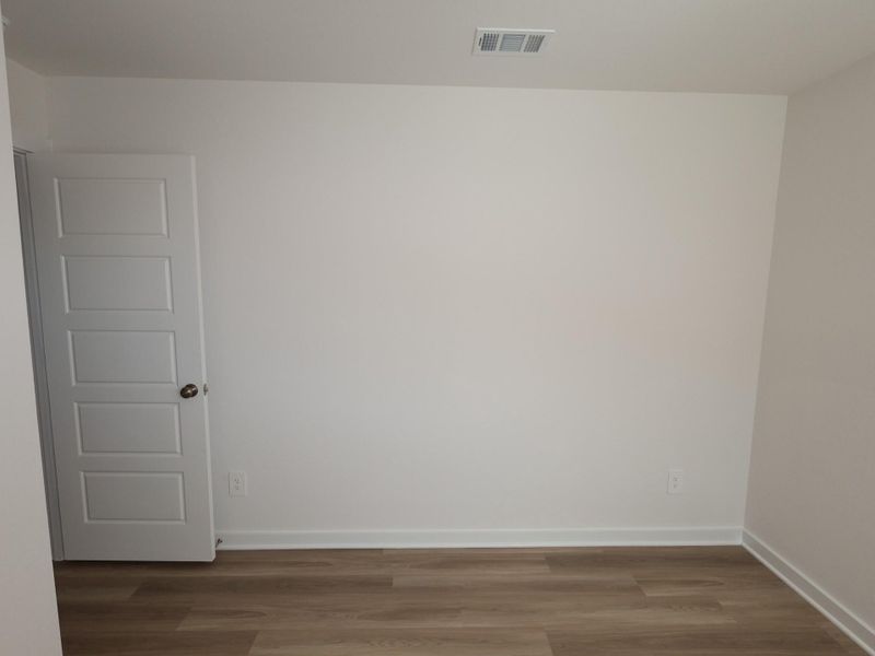 Spacious, unfurnished interior of a new home in Pinewood at Grand Texas, New Caney (Image 14). Spacious, unfurnished interior of a new home in Pinewood at Grand Texas, New Caney (Image 14).
