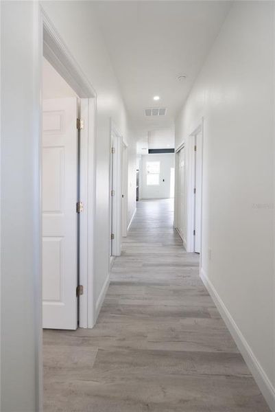 Spacious, unfurnished interior of a new home in , Apopka (Image 13).