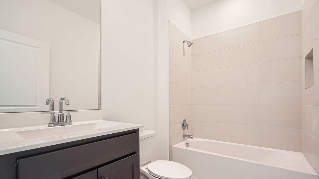 Representative furnished interior of a home built from the Delray by D.R. Horton in Twin Oaks, Stuart (Image 9).