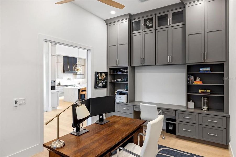 Furnished interior view inside a new home in , Sarasota (Image 53).