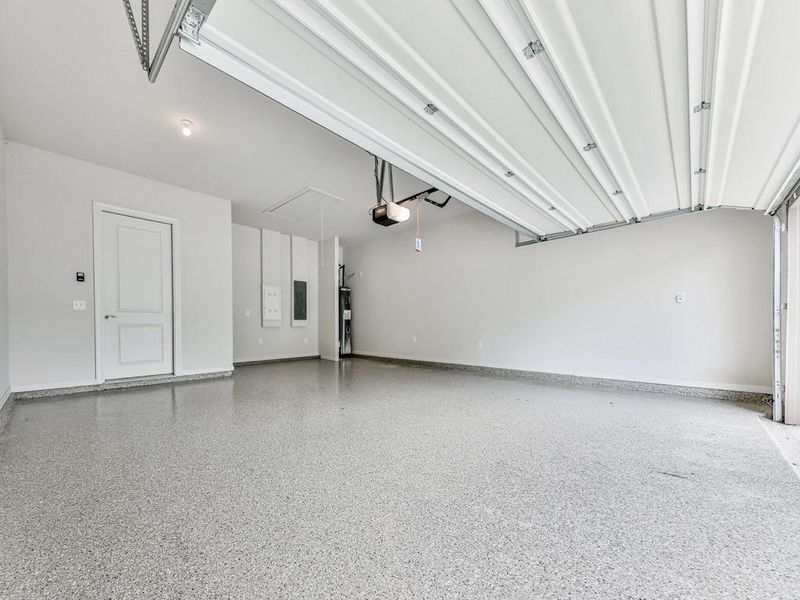 Spacious, unfurnished interior of a new home in , Ellijay (Image 26).