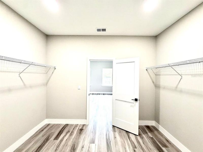 Spacious, unfurnished interior of a new home in , Citrus Springs (Image 23). Spacious, unfurnished interior of a new home in , Citrus Springs (Image 23).