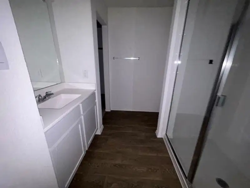 Image 9 of a home in .