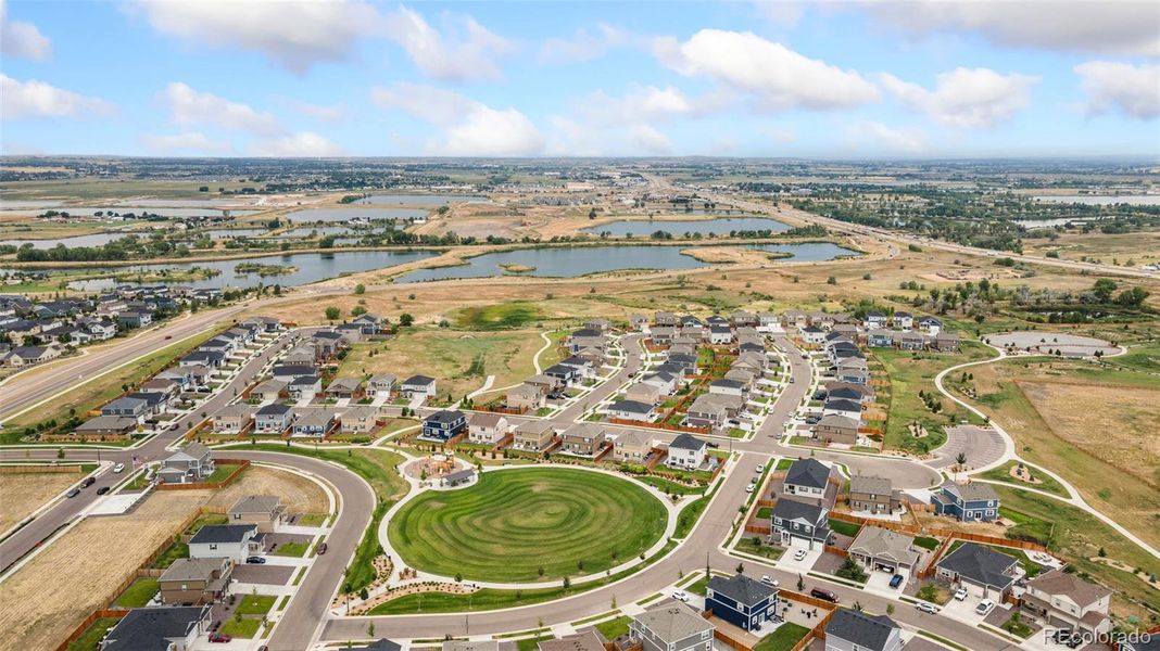 Image 23 of a home in Lakeside Canyon.