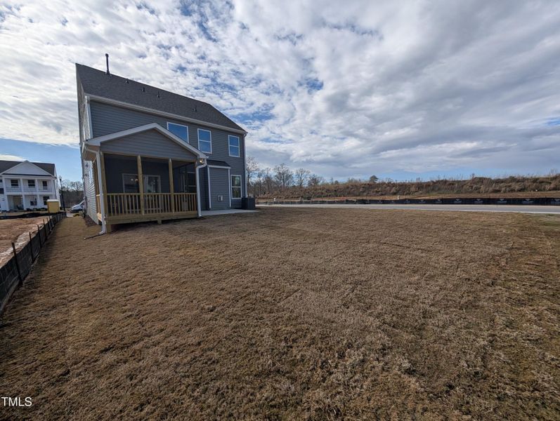 PXL_20250317_200214479