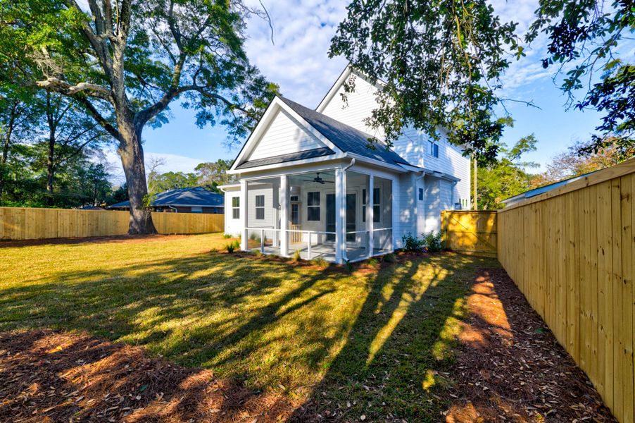 Exterior details and patio area of a home in , Charleston (Image 23).