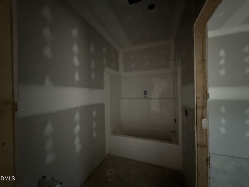 12.08.25 11 12.08.25 11