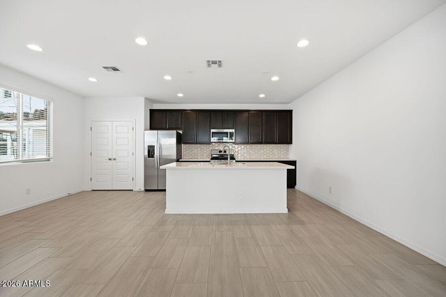 14660 W SOFT WIND - Ready Now