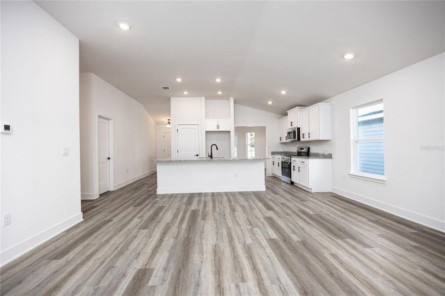 Image 36 of a home in .