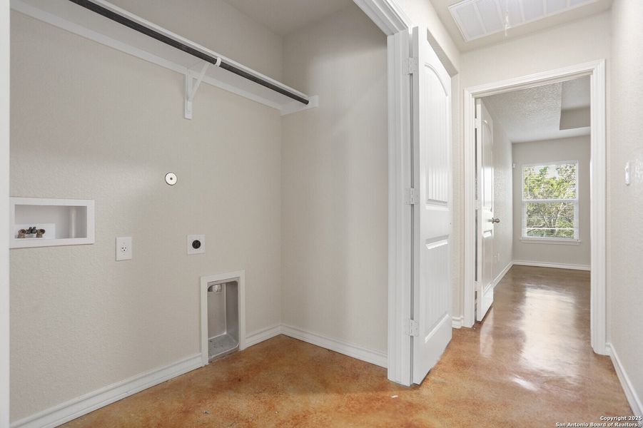 Image 20 of a home in .