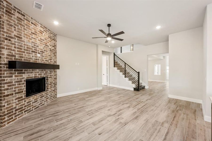 Spacious, unfurnished interior of a new home in Hayes Crossing, Midlothian (Image 27).