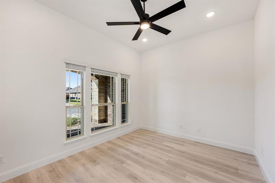 Spacious, unfurnished interior of a new home in West Crossing, Anna (Image 29). Spacious, unfurnished interior of a new home in West Crossing, Anna (Image 29).