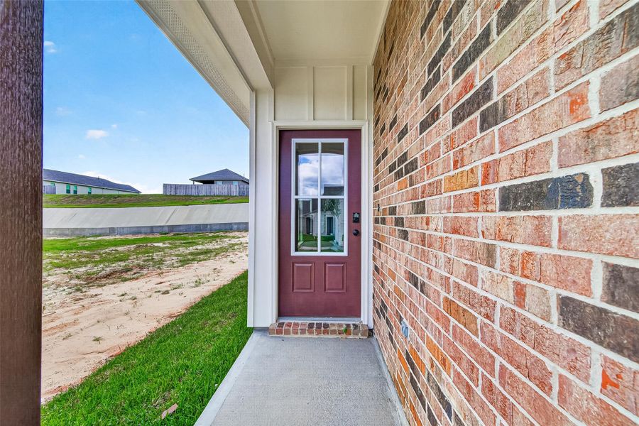 Exterior details and patio area of a home in Mostyn Springs, Magnolia (Image 25). Exterior details and patio area of a home in Mostyn Springs, Magnolia (Image 25).
