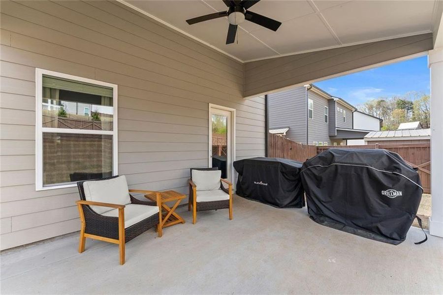 Exterior details and patio area of a home in , Gainesville (Image 3).