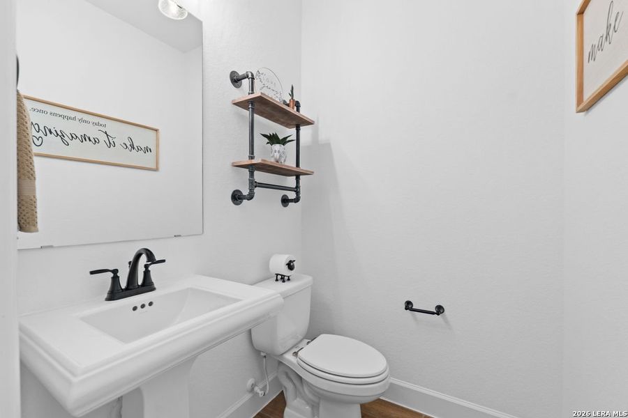 Furnished interior view inside a new home in Esperanza, Boerne (Image 11).