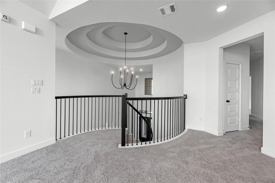 Image 26 of a home in Candela.