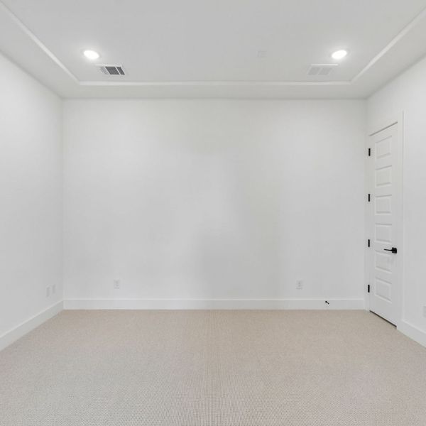 Spacious, unfurnished interior of a new home in The Parks at Wilson Creek, Celina (Image 70). Spacious, unfurnished interior of a new home in The Parks at Wilson Creek, Celina (Image 70).