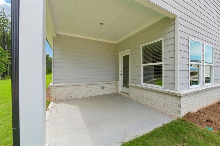 Exterior details and patio area of a home in Parkside at Grayson, Grayson (Image 3).