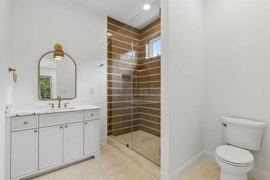 Furnished interior view inside a new home in , Dallas (Image 24).