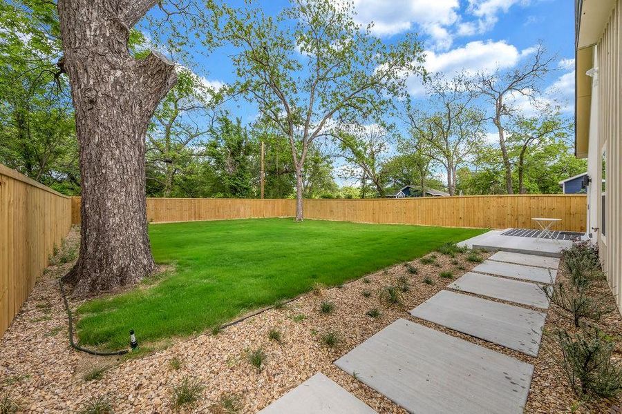 Exterior details and patio area of a home in , Dallas (Image 29).