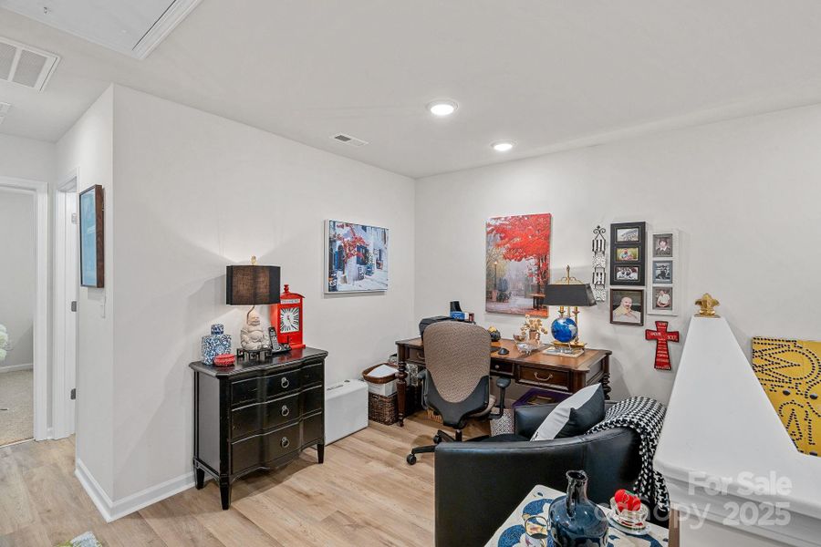 Loft Space Perfect For An Office, Or Flex Space Loft Space Perfect For An Office, Or Flex Space