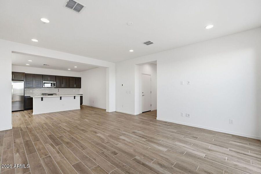 hj-az-phoenix-parkside-villas-cc-em3-lot hj-az-phoenix-parkside-villas-cc-em3-lot