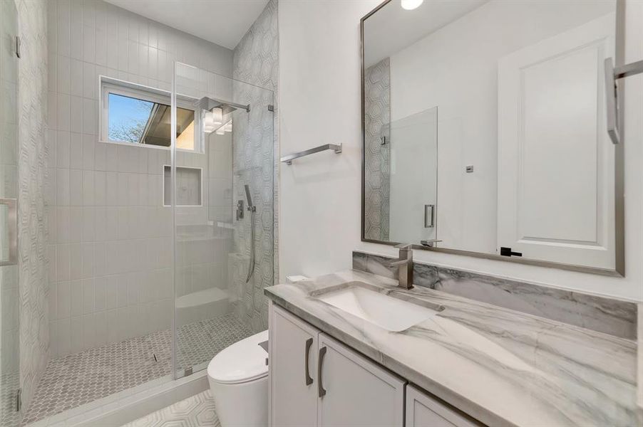 Furnished interior view inside a new home in , Dallas (Image 29).