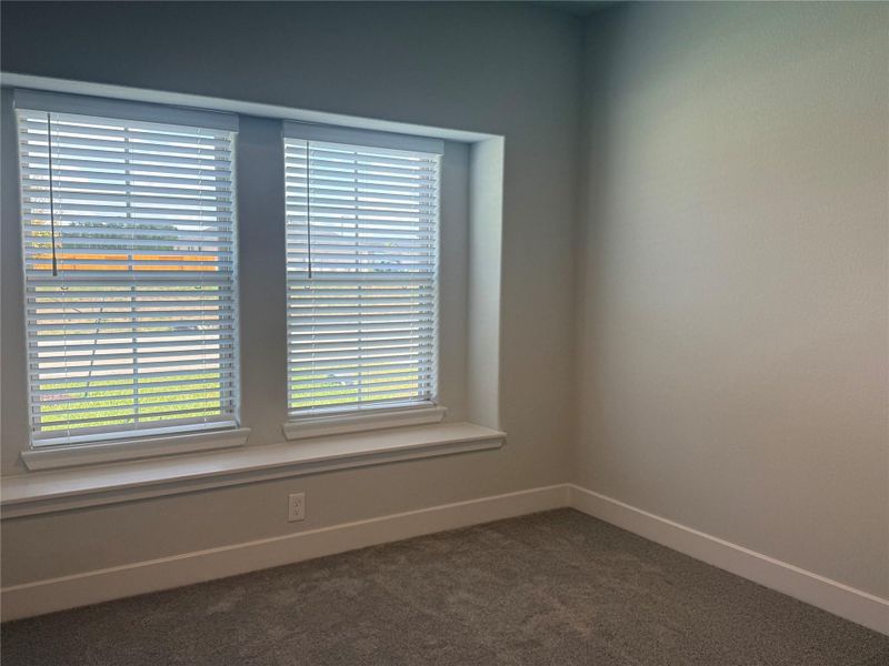 Spacious, unfurnished interior of a new home in Lexington Heights, Willis (Image 13).