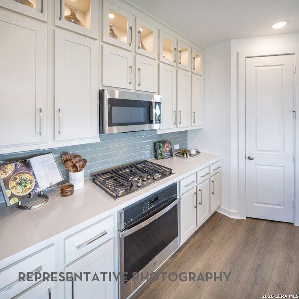 Furnished interior view inside a new home in Sunflower Ridge, New Braunfels (Image 6).