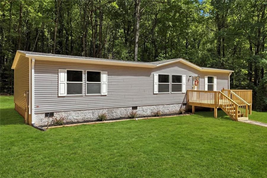 Exterior details and patio area of a home in , Jasper (Image 21).