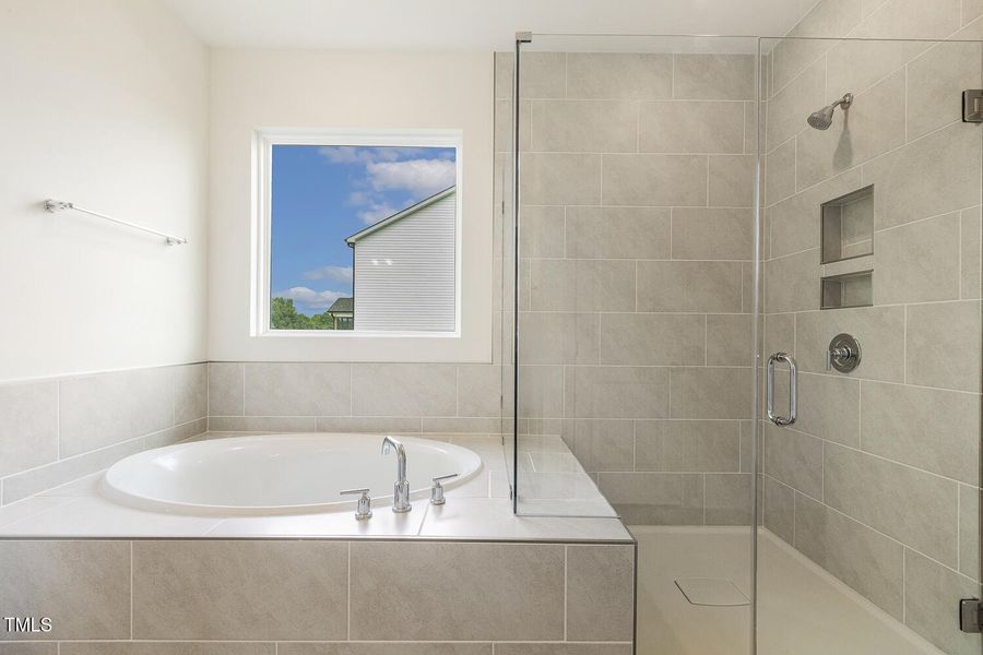 036_54716350691_o 036_54716350691_o