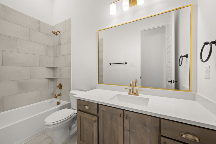 Furnished interior view inside a new home in Redden Farms, Midlothian (Image 16).