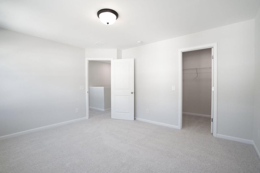 Spacious, unfurnished interior of a new home in Abbey Walk, Moncks Corner (Image 24).