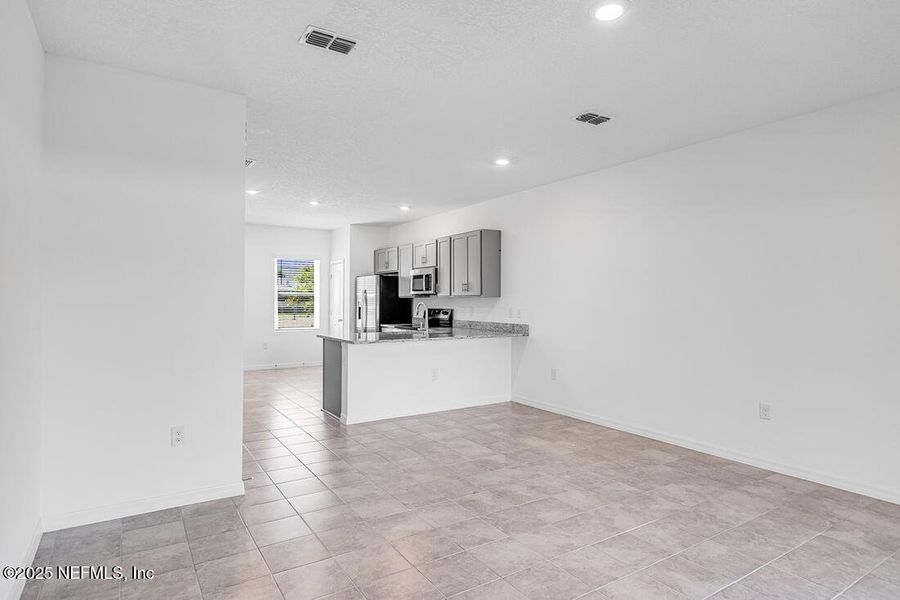 Image 27 of a home in Sabal Terrace. Image 27 of a home in Sabal Terrace.