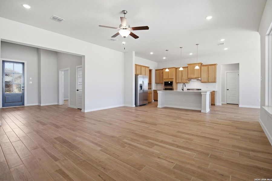 Spacious, unfurnished interior of a new home in Villas Las Flores, Floresville (Image 26). Spacious, unfurnished interior of a new home in Villas Las Flores, Floresville (Image 26).