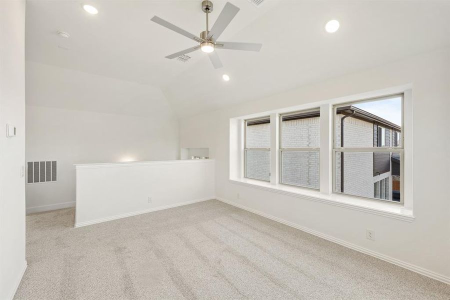Spacious, unfurnished interior of a new home in Country Lakes, Denton (Image 29). Spacious, unfurnished interior of a new home in Country Lakes, Denton (Image 29).