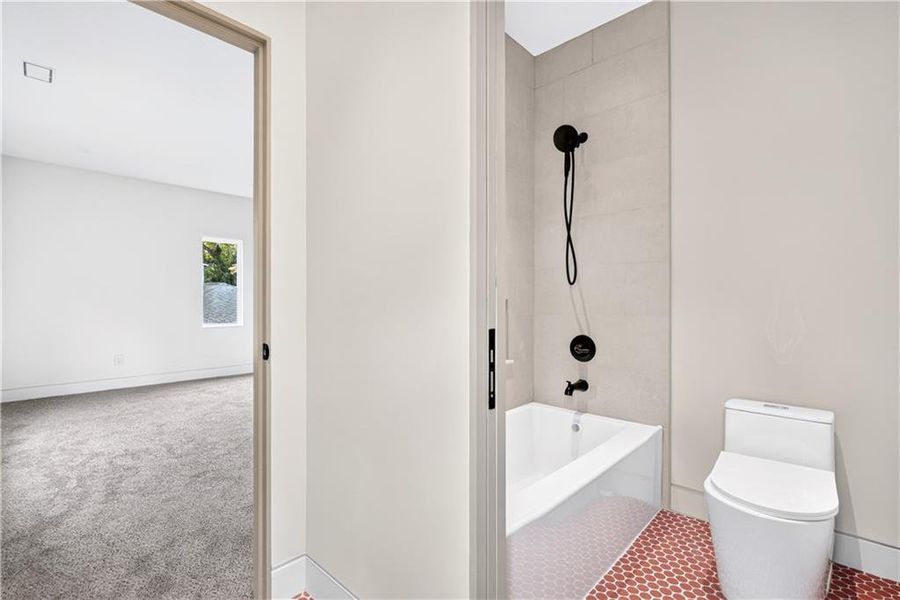 Furnished interior view inside a new home in , Dunwoody (Image 11).