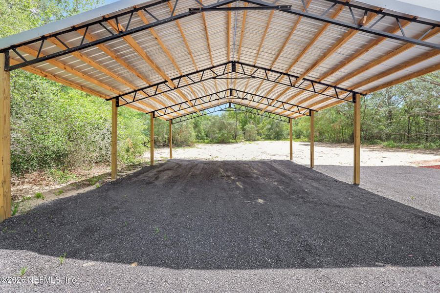Community amenities in , Keystone Heights (Image 43).