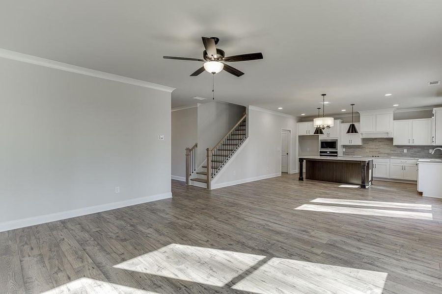 Spacious, unfurnished interior of a new home in , Jefferson (Image 38).