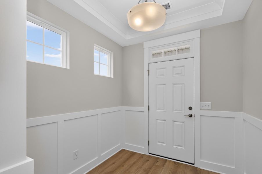 Spacious, unfurnished interior of a new home in Highland Bluff, Aiken (Image 10).