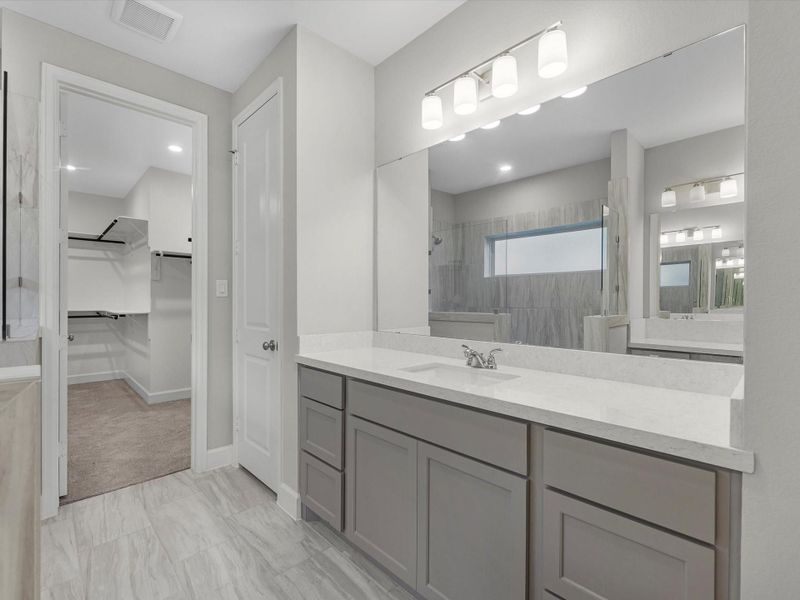 Furnished interior view inside a new home in Artavia 45', Conroe (Image 27). Furnished interior view inside a new home in Artavia 45', Conroe (Image 27).