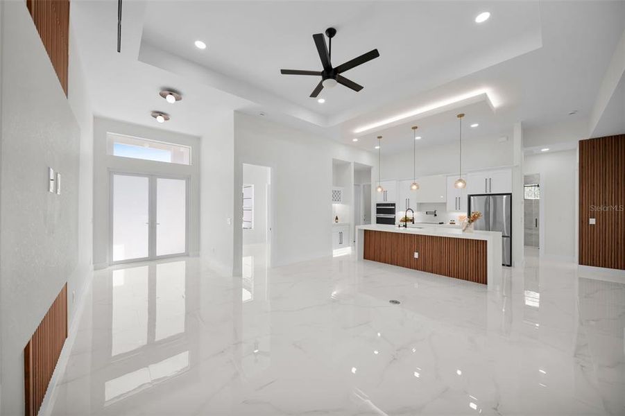 Spacious, unfurnished interior of a new home in , Punta Gorda (Image 26).