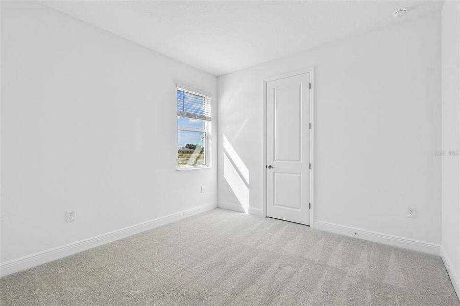 Spacious, unfurnished interior of a new home in Hawkstone, Sarasota (Image 20).