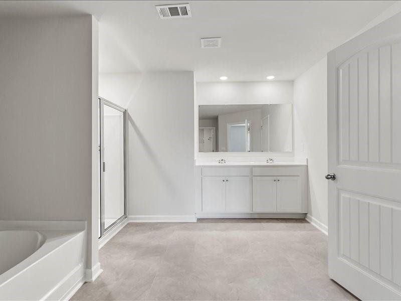 Spacious, unfurnished interior of a new home in , Acworth (Image 23). Spacious, unfurnished interior of a new home in , Acworth (Image 23).