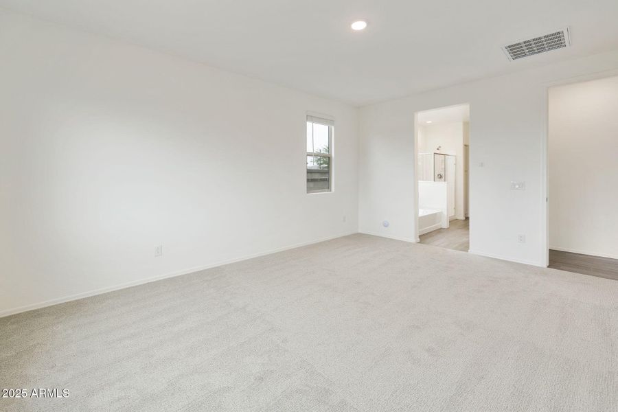 OWNER'S BEDROOM OWNER'S BEDROOM