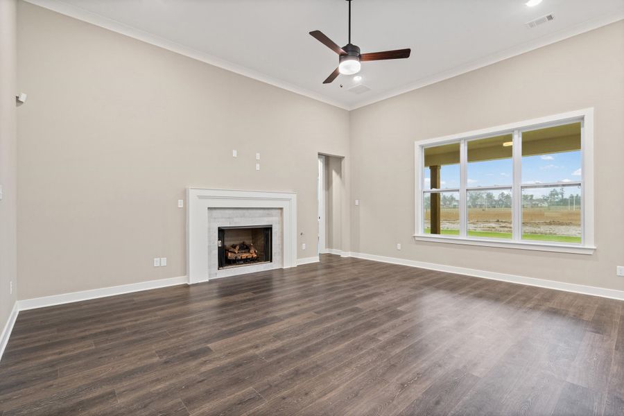 Spacious, unfurnished interior of a new home in Lockwood, Collierville (Image 23). Spacious, unfurnished interior of a new home in Lockwood, Collierville (Image 23).