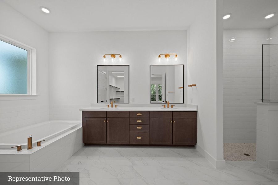 Owner's Bathroom Owner's Bathroom