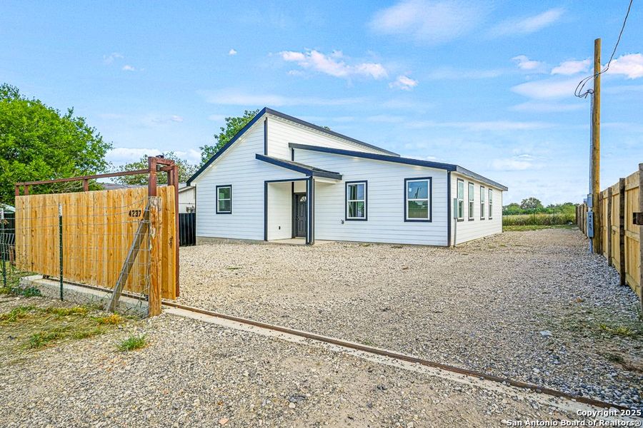 Image 25 of a home in . Image 25 of a home in .